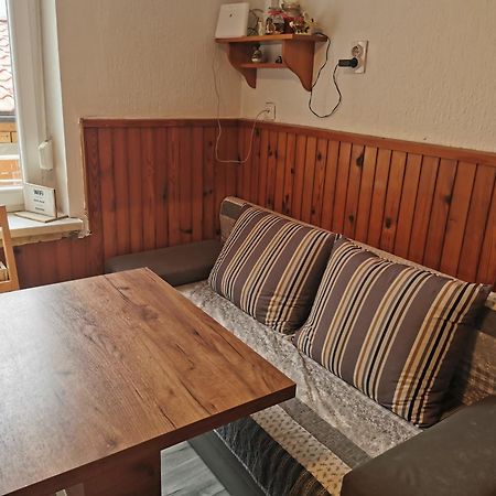 Small House In Цельє Екстер'єр фото