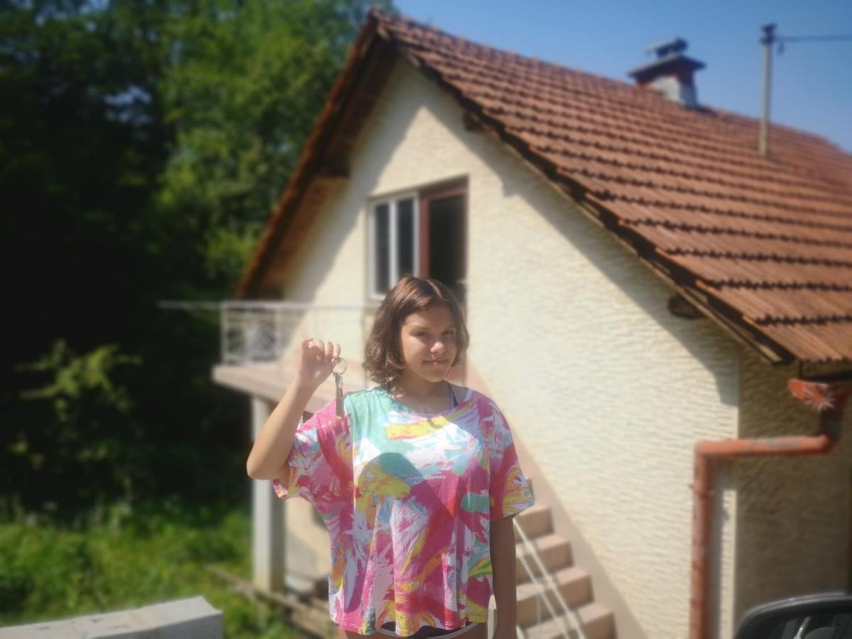 Small House In Цельє Екстер'єр фото