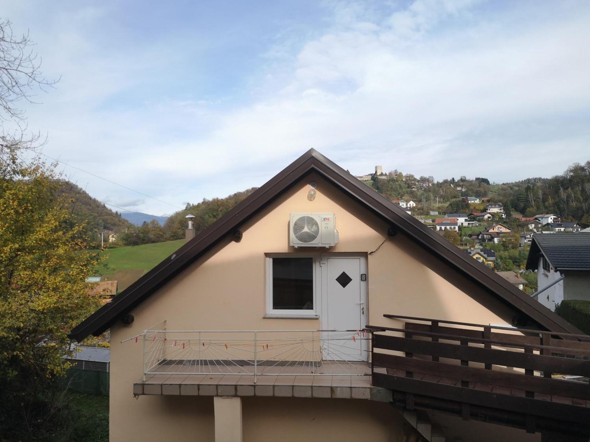 Small House In Цельє Екстер'єр фото