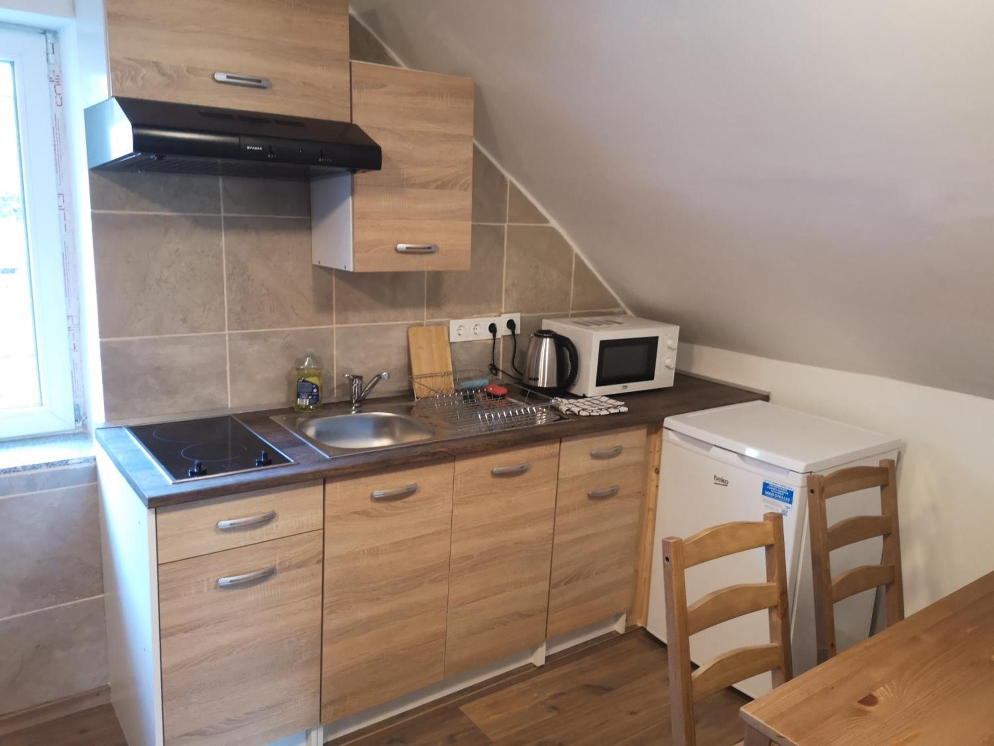 Small House In Цельє Номер фото