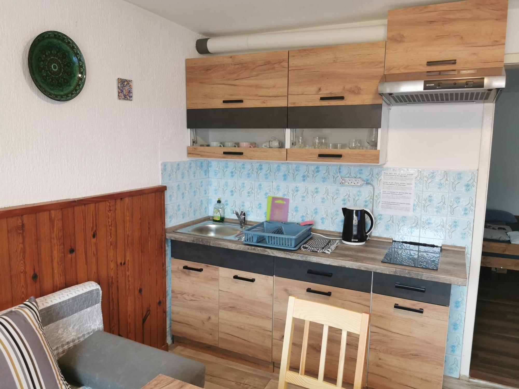 Small House In Цельє Екстер'єр фото
